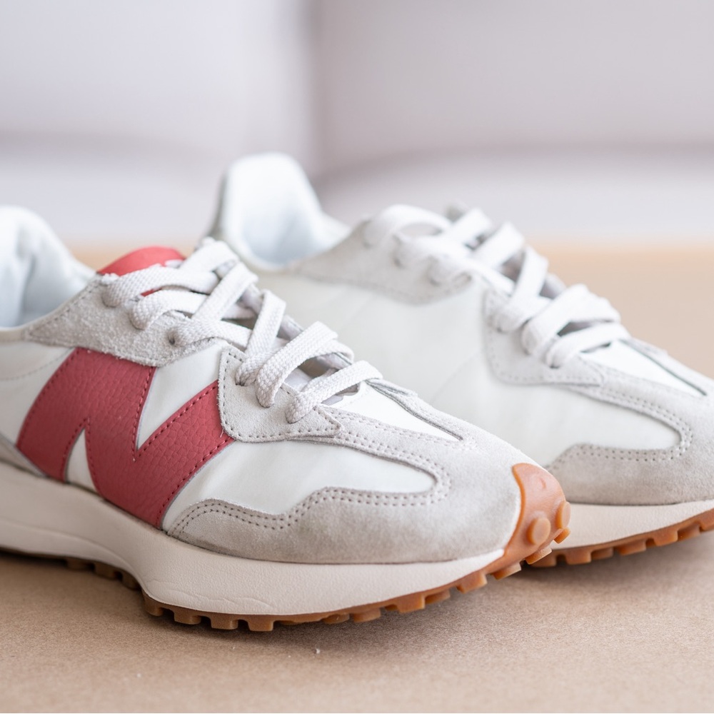 New Balance 327 Women’s Shoes